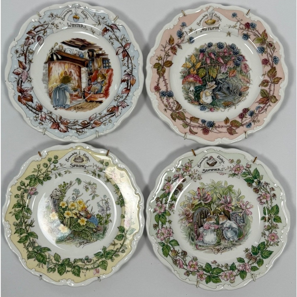 Royal Doulton Brambly Hedge Four Seasons Collector Plate Set 8in